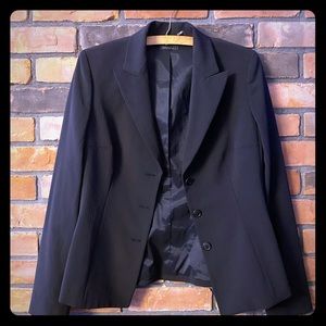 Tahari Blazer